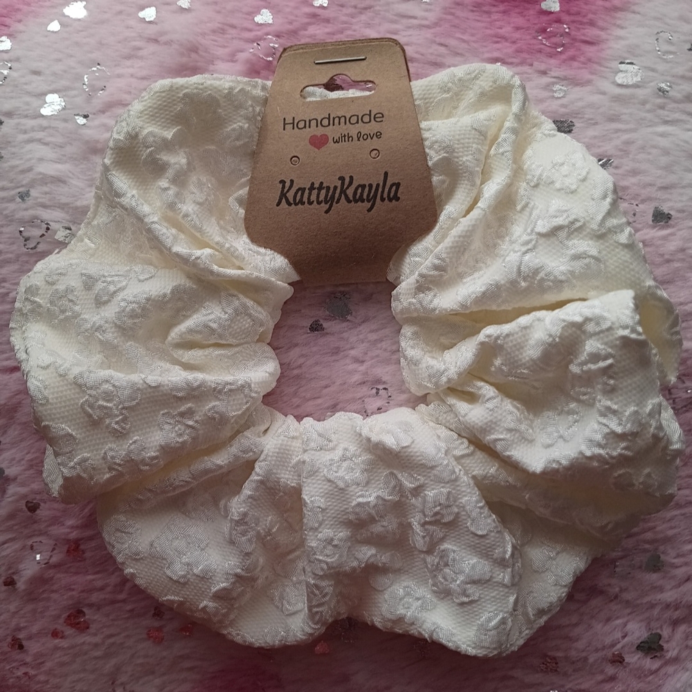 Ivory Floral Scrunchie